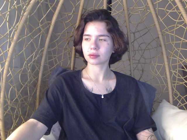 JuliMurr online show from March 17, 5:18 pm