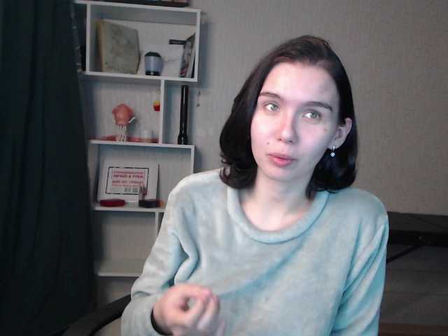 JuliMurr online show from April 22, 8:56 pm