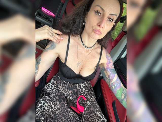 -AnnaMaria- online show from August 4, 12:35 pm