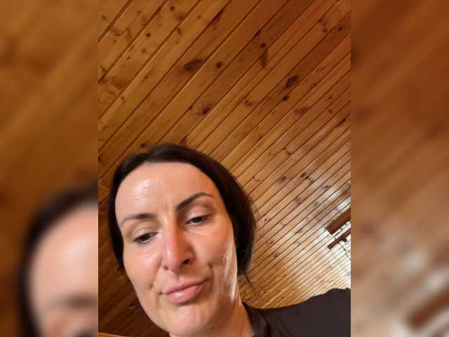 -AnnaMaria- online show from August 8, 10:48 am