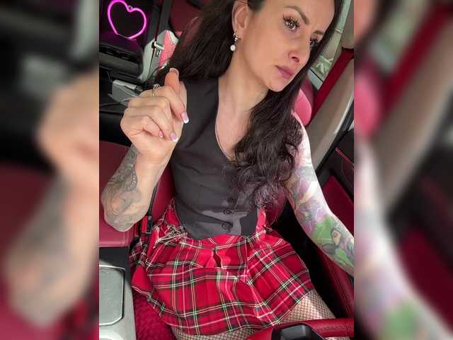 -AnnaMaria- online show from August 13, 9:34 am