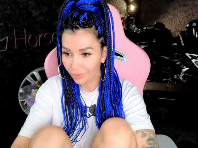 -BABAYAGA- online show from August 11, 11:45 am