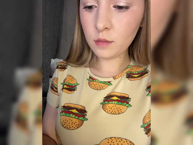 LilyCandy online show from August 12, 7:38 pm