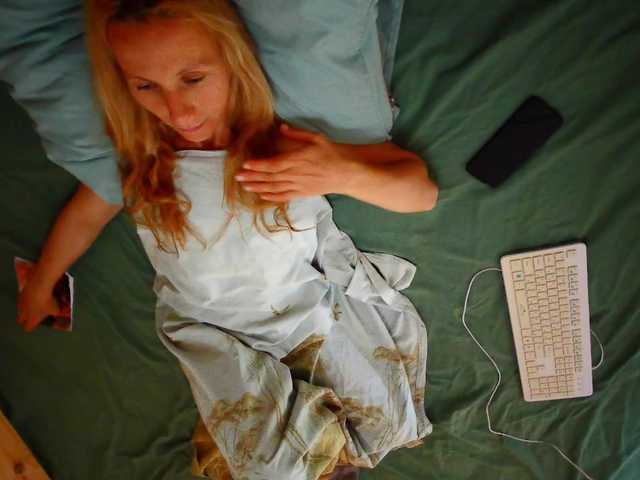 Fiona88 online show from August 7, 7:30 am