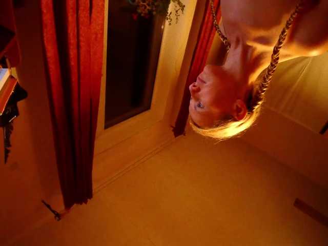 Fiona88 online show from August 7, 5:57 pm
