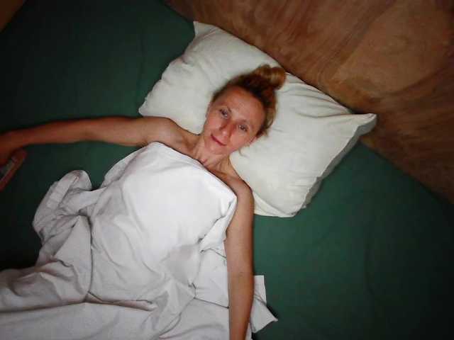 Fiona88 online show from August 9, 8:37 am