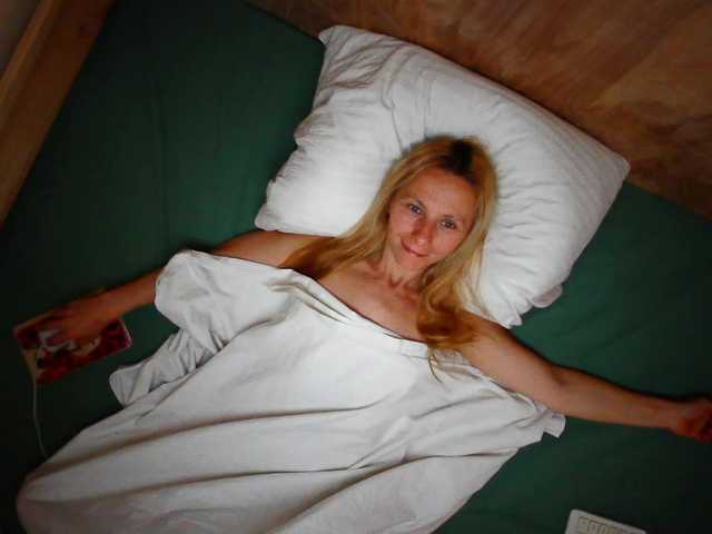 Fiona88 online show from August 14, 1:48 pm