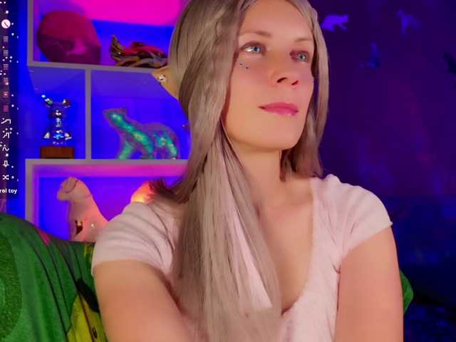 -Fresh- online show from August 8, 1:27 am