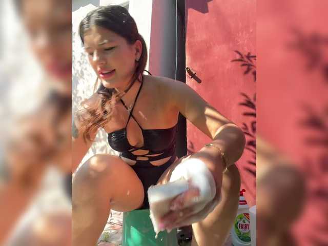 -MaybeBaby- online show from August 5, 1:20 pm