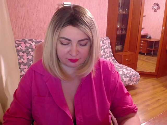 -MeowMeow- online show from July 25, 6:56 pm