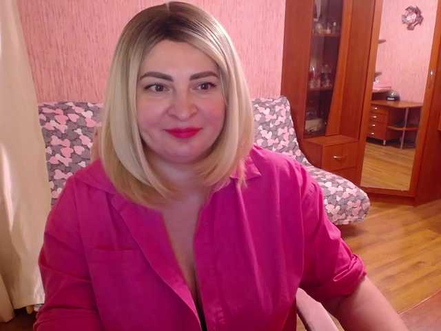 -MeowMeow- online show from July 25, 9:08 pm