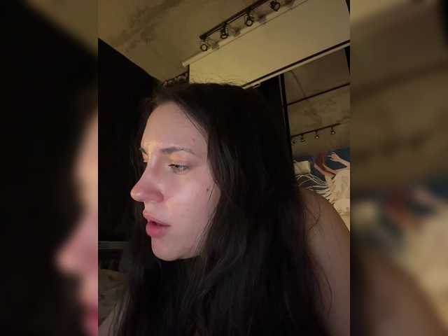 -Your-Michelle- online show from September 1, 9:49 pm