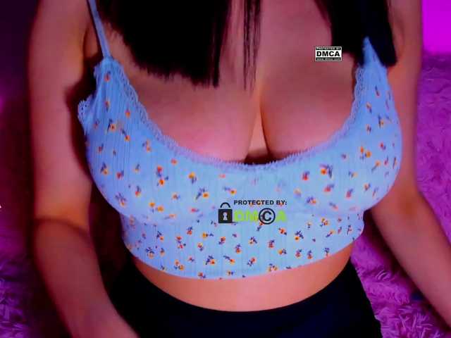 -roxy- online show from August 13, 7:17 pm