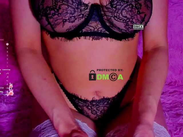 -roxy- online show from August 14, 7:39 pm