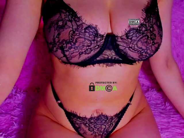 -roxy- online show from August 14, 8:45 pm