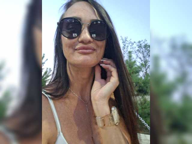 Angeline-foryou online show from July 6, 5:05 pm