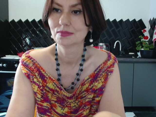 ANGELALADI online show from August 12, 1:46 pm