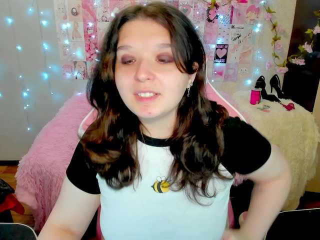 Acid-Kate online show from August 8, 1:05 am