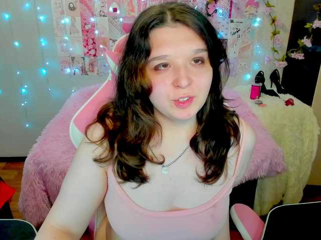 Acid-Kate online show from August 9, 3:40 am