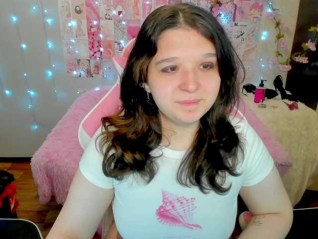 Acid-Kate online show from August 11, 12:12 am