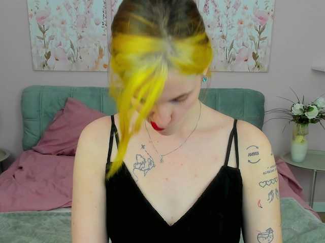 AdelRay online show from May 22, 3:36 pm