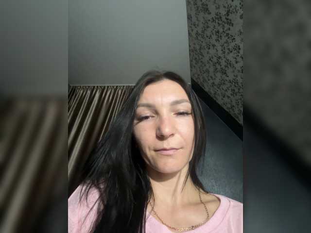 AdelaideLisa online show from August 4, 9:23 pm