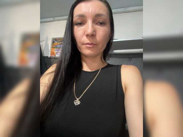 AdelaideLisa online show from August 14, 9:24 am