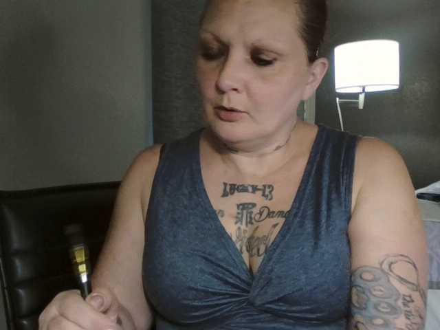 Adelaideskyy online show from July 24, 3:48 pm