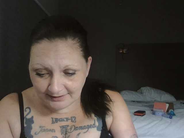 Adelaideskyy online show from August 12, 3:14 pm