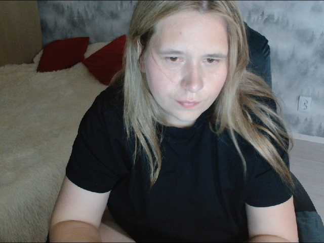 AdelinaLawson online show from August 12, 4:31 pm
