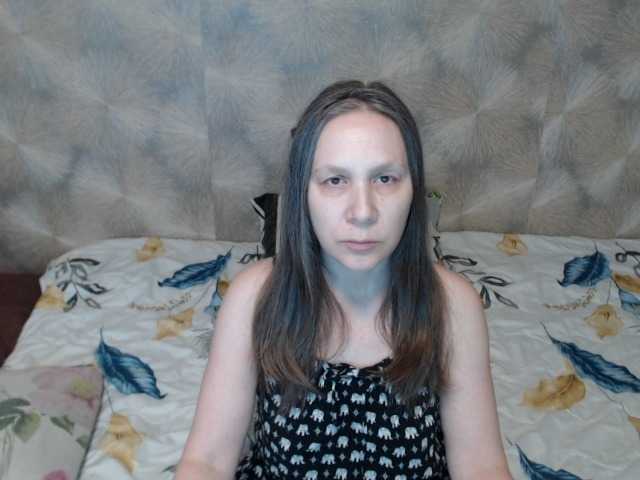 Adorableberry online show from April 8, 4:11 am
