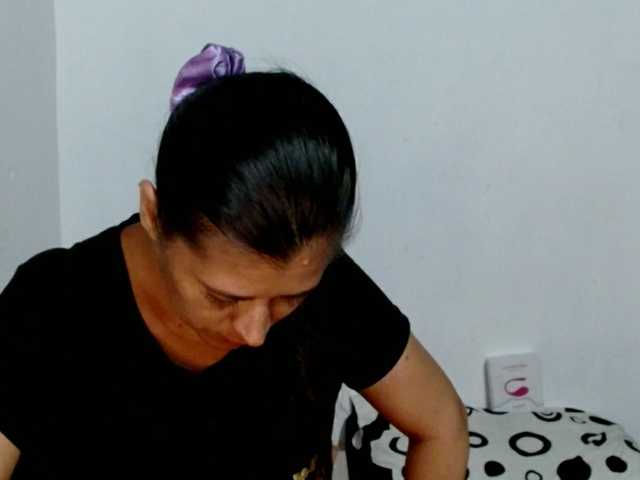 Adrianamilf online show from July 25, 5:11 am