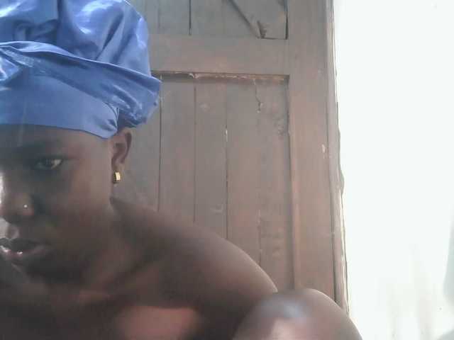 Africangoddess22 online show from August 10, 5:09 am