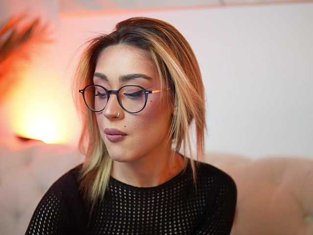 AileenKiss online show from August 14, 9:29 pm