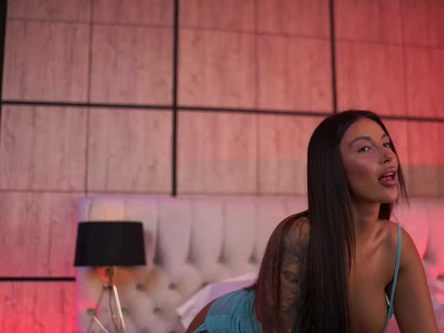 AishaaDevoe online show from August 5, 7:56 pm