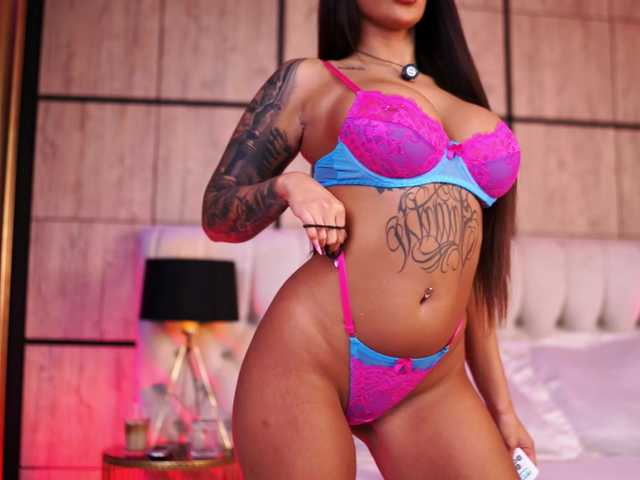 AishaaDevoe online show from August 10, 7:37 pm
