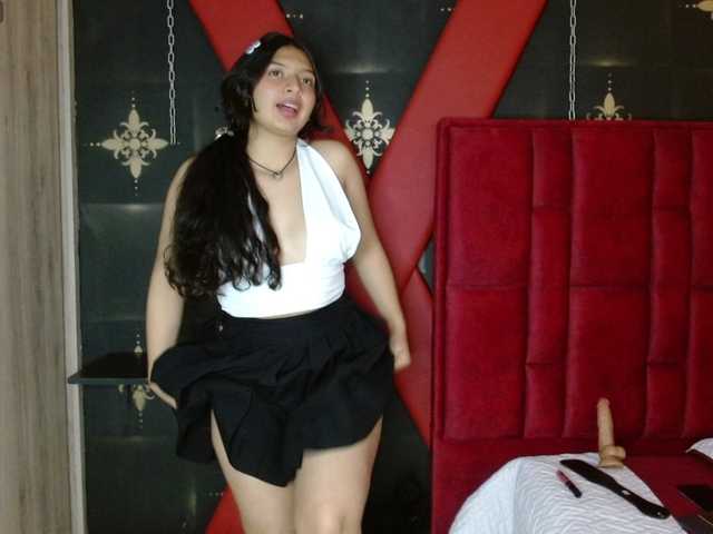 Alana-Paris online show from April 14, 5:53 pm