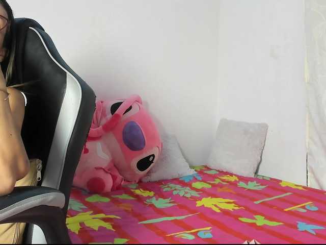 Alanabruner online show from August 15, 2:26 am