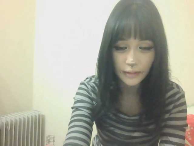 AldaLalonde online show from August 7, 2:28 pm
