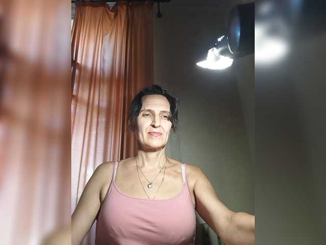 AleneLorrie online show from August 9, 7:31 am