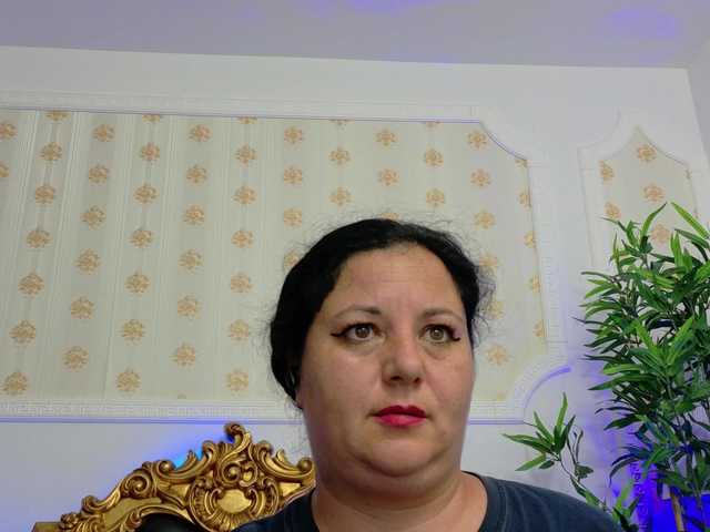 AleshaArabic online show from August 13, 7:50 pm