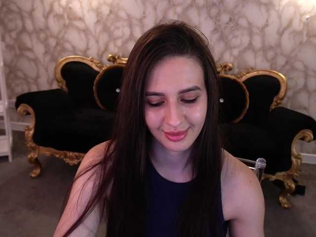 AlesiaDessmond online show from August 11, 8:11 pm