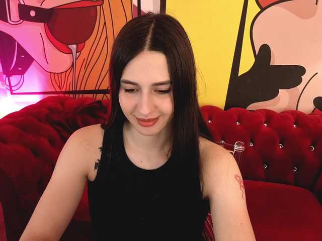 AlesiaDessmond online show from August 12, 6:43 pm