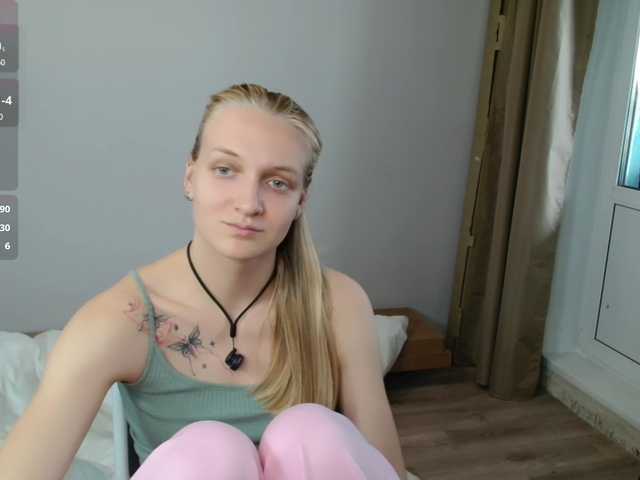 Alex-7595 online show from July 17, 10:26 am