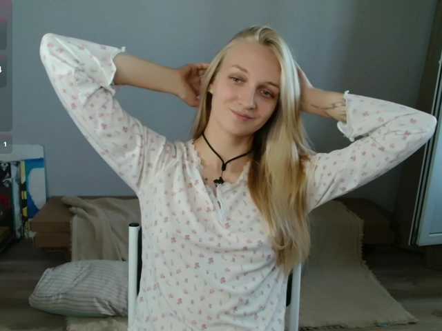 Alex-7595 online show from August 10, 2:18 pm