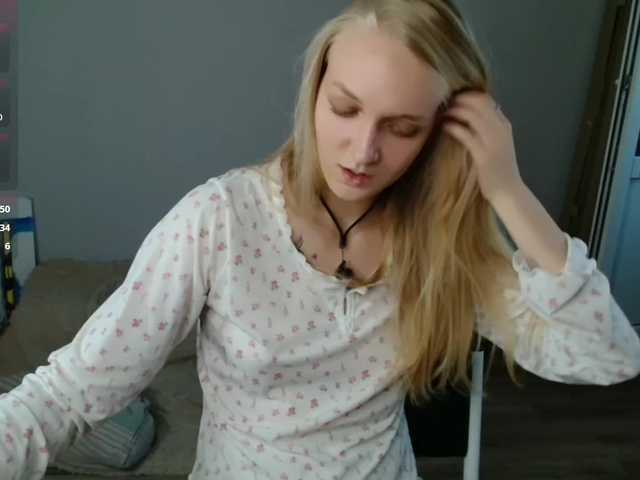 Alex-7595 online show from August 11, 4:20 pm