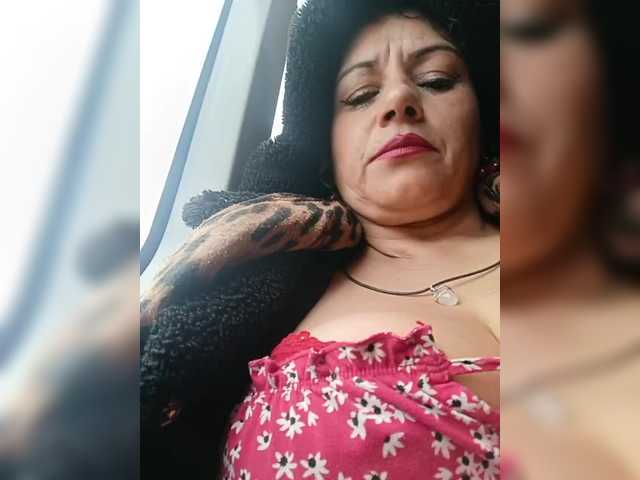 AlexaBrown12 online show from July 29, 4:58 pm