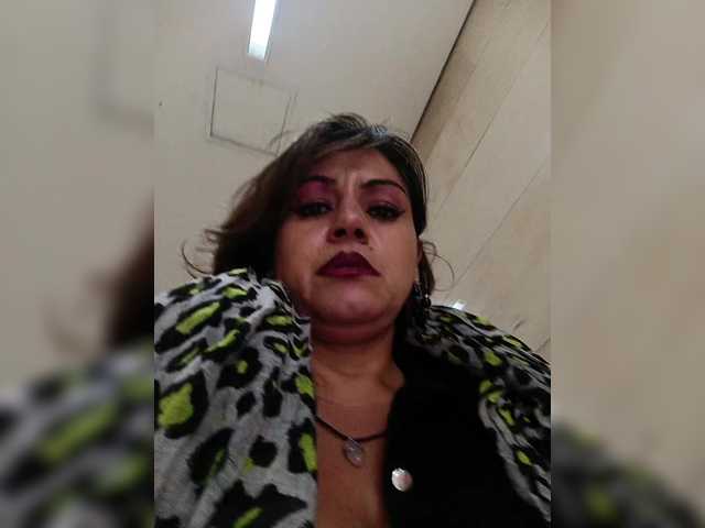 AlexaBrown12 online show from August 1, 6:03 pm
