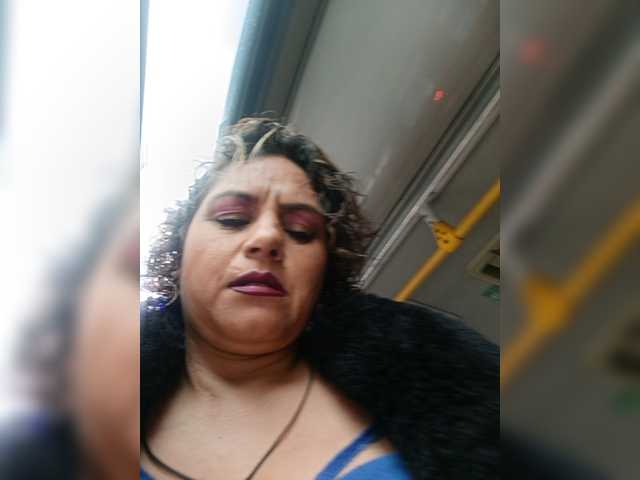 AlexaBrown12 online show from August 6, 3:55 pm