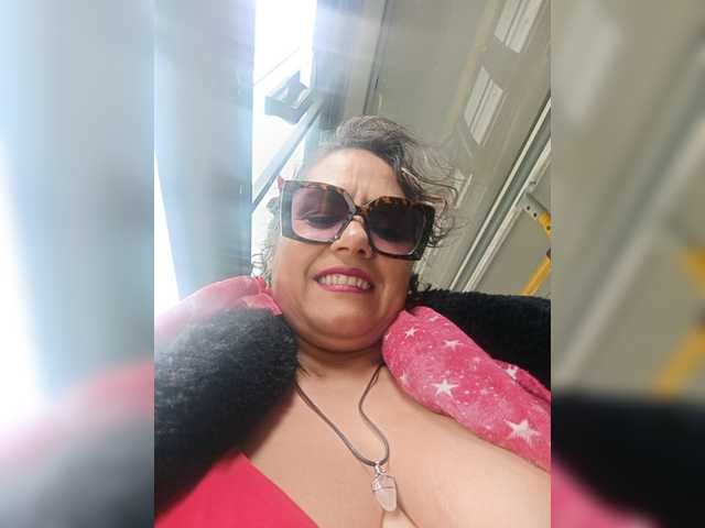 AlexaBrown12 online show from August 9, 3:24 pm